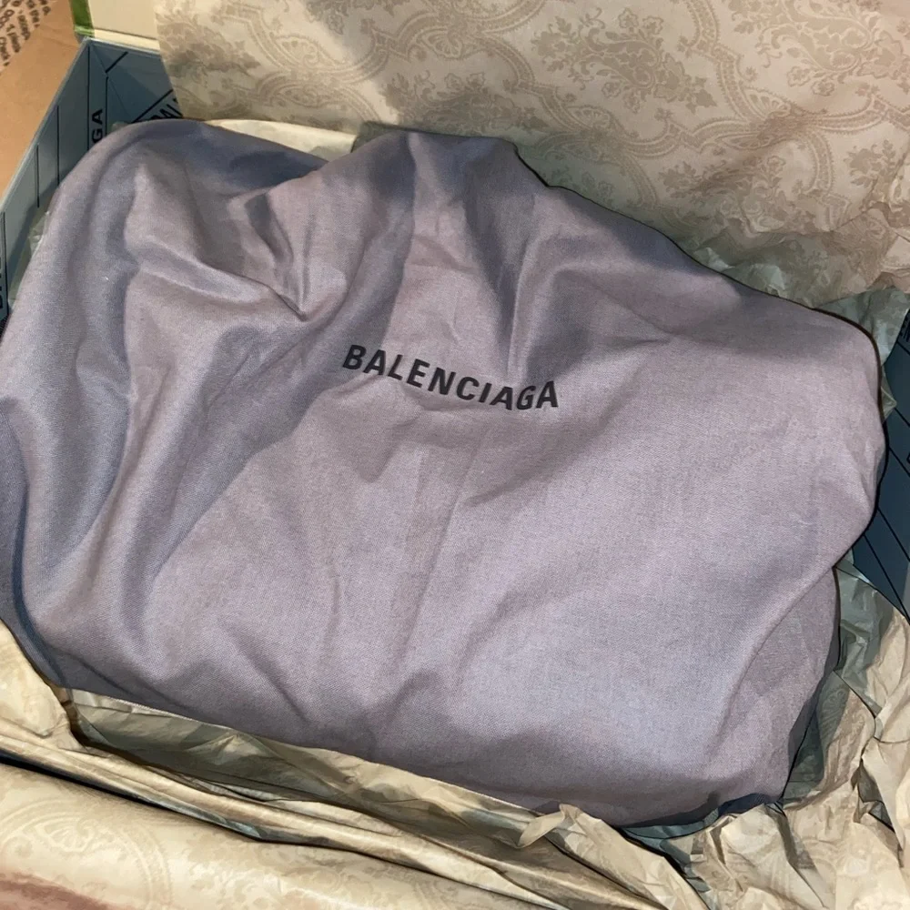 Gucci X Balenciaga The Hacker Project Aria 100 GG White Floral Small Marmont Bag - Picture 7 of 9